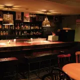 BAR TRASH