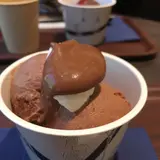 ジャン=ポール・エヴァン チョコレート バー丸の内店（JEAN-PAUL HEVIN CHOCOLATE BAR）