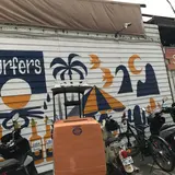 surfers