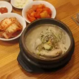 土俗村蔘雞湯토속촌삼계탕