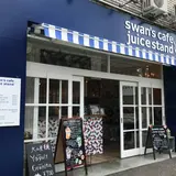 swan's cafe juice stand