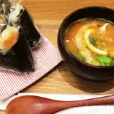 こめらく