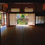 鏡田屋敷