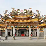 五千頭の龍が昇る聖天宮