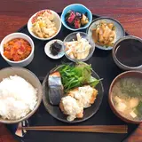 かもめ食堂