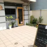 カフェ セルジュ