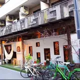 Hammock Cafe + Gallery mahika mano