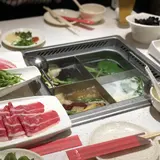 海底撈火鍋(カイテイロウ) 新宿店【歌舞伎町 しゃぶしゃぶ 火鍋 】