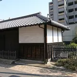主税町長屋門