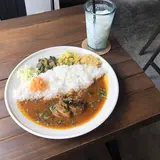 MEGANE CURRY
