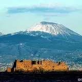 Castel Nuovo （ヌオーヴォ城）