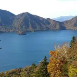 男体山