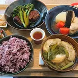 カフェ三三五五