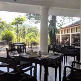 Ambepussa Rest House