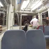 ゆりかもめ新橋駅