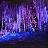 鳴沢氷穴