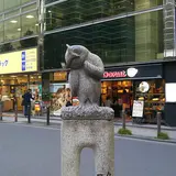 梟の路のふくろう