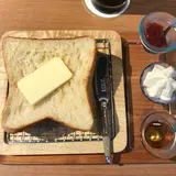 俺のBakery&Cafe 松屋銀座 裏