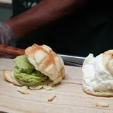 世界で2番めにおいしい焼きたてメロンパンアイス 函館店