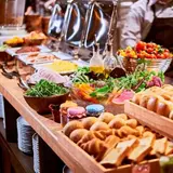 オン ア ターブル｜on A Table