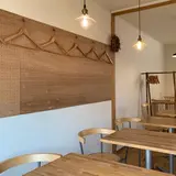 カフェ プラート