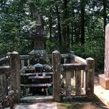 村上義光の墓
