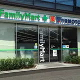 ファミリーマートミヤモトドラッグ御成門店