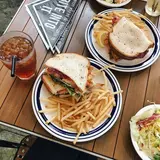 J.S. BURGERS CAFE 新宿店