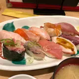 漁師寿司食堂 どと〜ん と 日本海