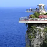  Lover’s Cape（恋人岬）