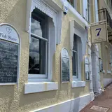 No 7 Fish Bistro & Wine Bar