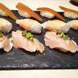 八新鮨