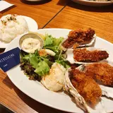 BOSTON OYSTER&CRAB（ボストン オイスター＆クラブ）
