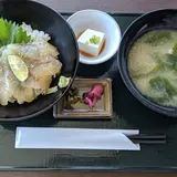 旬席 璃椿（たまつばき）