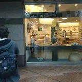金沢駅前 九谷焼黒龍堂