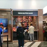 PRESS BUTTER SAND博多駅店