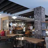 ＬＡ ＴＥＲＲＡＳＳＥ ＡＬＬ ＤＡＹ ＤＩＮＩＮＧ