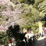 抱湖園