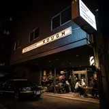 ROUGH CAFE&DINING BAR（ラフ カフェ アンド ダイニングバー）
