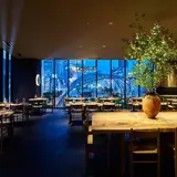 Dōngxī Restaurant & Sakaba（ドンシー レストラン & サカバ）