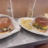 ゴールデンブラウン 福岡店