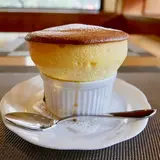 六盛 スフレ・カフェコーナー茶庭