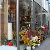THE LITTLE BAR OF FLOWERS