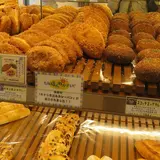 イスズベーカリー 本店