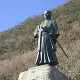 中岡慎太郎像