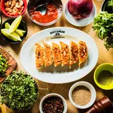 GYOZA ROCCOMAN 渋谷道玄坂店