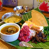 げつようび（旧：月曜スリランカカレー）