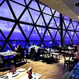 東方明珠旋転餐庁