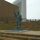 呂宋助左衛門像