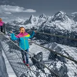 Thrill Walk, Birg